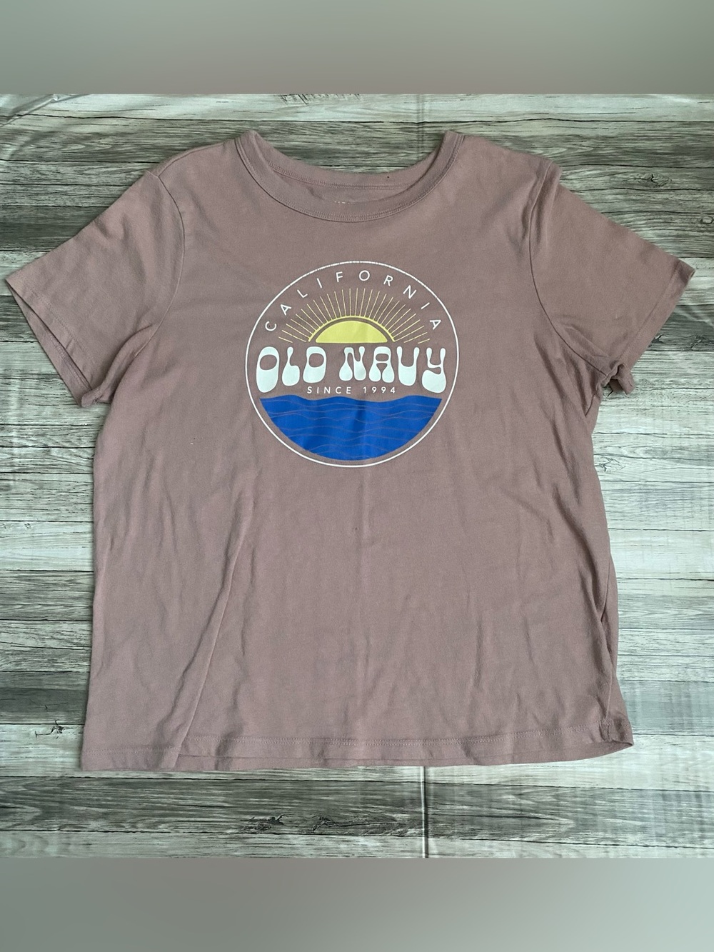 Women’s Medium Old Navy Tee